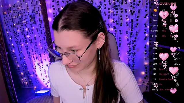 LinaBlossom  online show from 04-04-26, 03:57