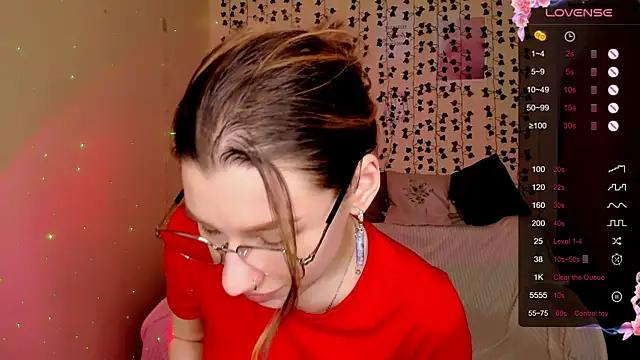 LinaBlossom  online show from 11-30-25, 06:47