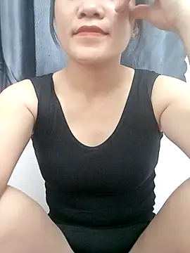 Snapshot of Norah-h chatting on 10-07-25, 03:24 Norah-h online show from 10-07-25, 03:24