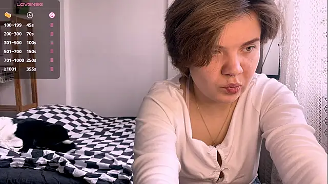 SabrinaFolts online show from 10-12-25, 09:10