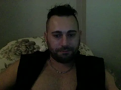 Snapshot of izlebeni_ chatting on 11-16-25, 07:40 izlebeni online show from 11-16-25, 07:40