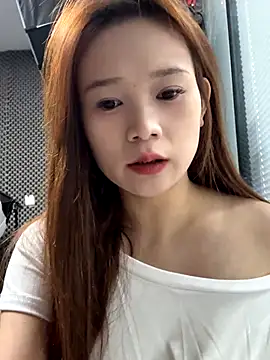 YY-27 online show from 10-21-25, 03:17