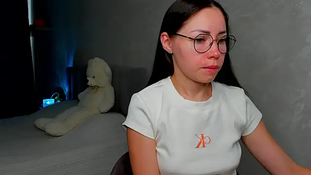 Snapshot of fun_nd_bun chatting on 06-25-26, 01:03 fun nd bun online show from 06-25-26, 01:03