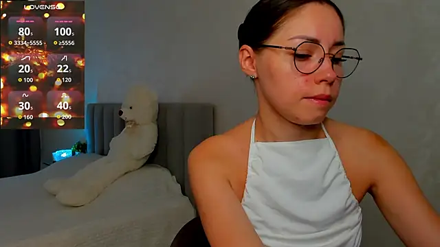 Snapshot of fun_nd_bun chatting on 07-18-26, 02:31 fun nd bun online show from 07-18-26, 02:31