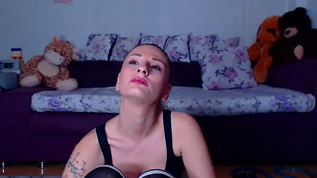 CassieSpell online show from 04-23-26, 08:32