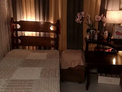 Jastine hunk online show from 03-13-26, 02:16