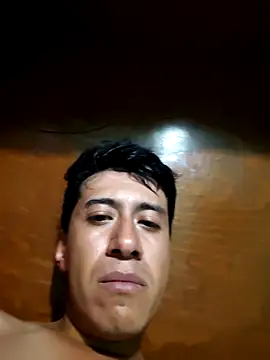 Snapshot of Carlos27hot chatting on 10-29-25, 01:15 Carlos27hot online show from 10-29-25, 01:15