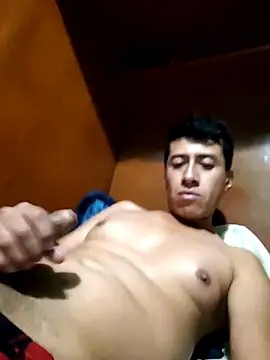 Snapshot of Carlos27hot chatting on 10-21-25, 07:19 Carlos27hot online show from 10-21-25, 07:19