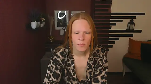 ChloeValentinee online show from 11-21-25, 01:32