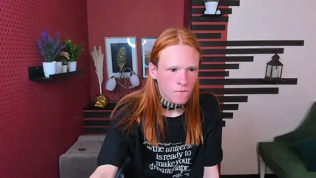 ChloeValentinee online show from 09-24-25, 12:11