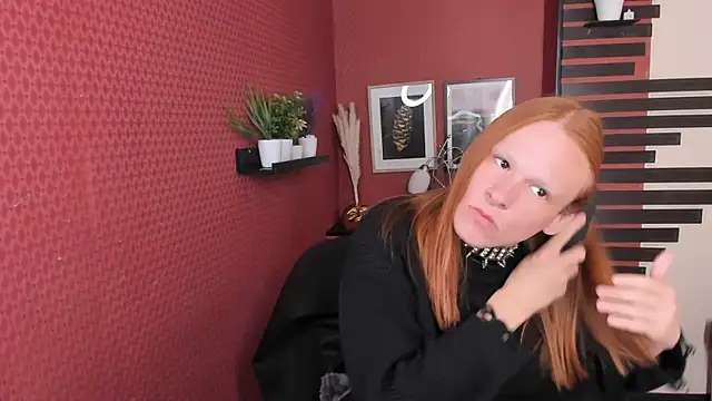 ChloeValentinee online show from 10-07-25, 09:32