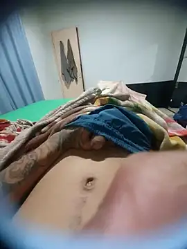 douglasdesouza22 online show from 09-23-25, 06:09