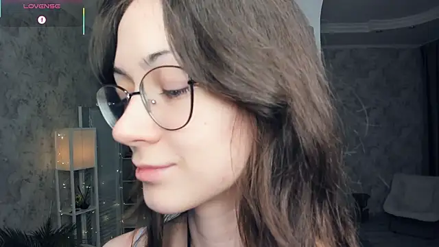 Snapshot of ReneeLippeatt chatting on 02-10-26, 07:24 ReneeLippeatt online show from 02-10-26, 07:24