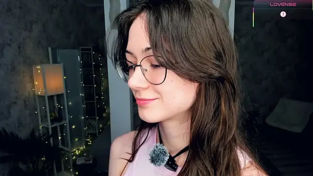 Snapshot of ReneeLippeatt chatting on 02-27-26, 08:41 ReneeLippeatt online show from 02-27-26, 08:41