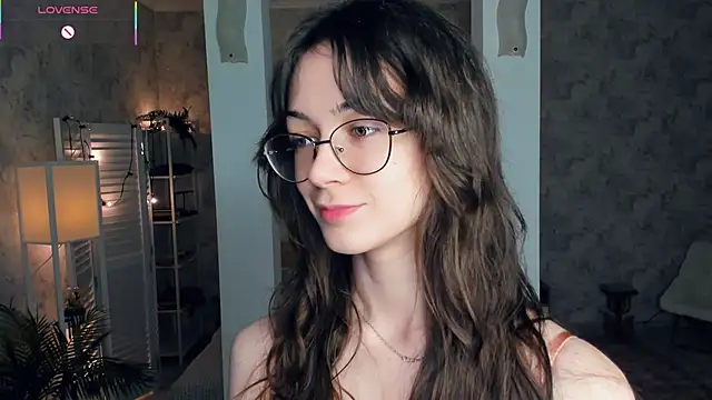 ReneeLippeatt online show from 11-28-25, 07:14