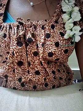 jasminetaml online show from 10-20-25, 10:49