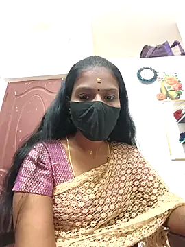 Snapshot of Tamil_Yalini12 chatting on 05-04-26, 03:43 Tamil Yalini12 online show from 05-04-26, 03:43