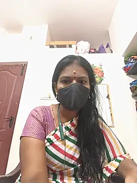 Snapshot of Tamil_Yalini12 chatting on 05-22-26, 02:09 Tamil Yalini12 online show from 05-22-26, 02:09