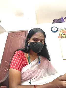 Snapshot of Tamil_Yalini12 chatting on 05-08-26, 01:31 Tamil Yalini12 online show from 05-08-26, 01:31