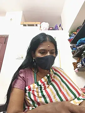Snapshot of Tamil_Yalini12 chatting on 05-21-26, 03:15 Tamil Yalini12 online show from 05-21-26, 03:15