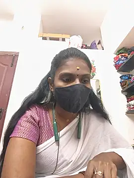 Snapshot of Tamil_Yalini12 chatting on 05-15-26, 02:15 Tamil Yalini12 online show from 05-15-26, 02:15