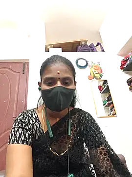 Snapshot of Tamil_Yalini12 chatting on 04-19-26, 11:22 Tamil Yalini12 online show from 04-19-26, 11:22
