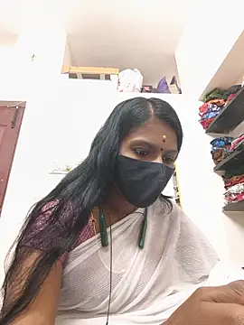 Snapshot of Tamil_Yalini12 chatting on 05-15-26, 02:09 Tamil Yalini12 online show from 05-15-26, 02:09