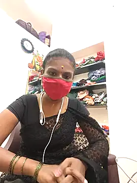 Snapshot of Tamil_Yalini12 chatting on 02-22-26, 05:10 Tamil Yalini12 online show from 02-22-26, 05:10