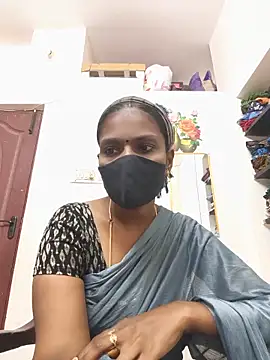 Snapshot of Tamil_Yalini12 chatting on 05-20-26, 02:30 Tamil Yalini12 online show from 05-20-26, 02:30
