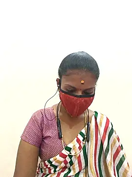 Snapshot of Tamil_Yalini12 chatting on 02-02-26, 05:34 Tamil Yalini12 online show from 02-02-26, 05:34