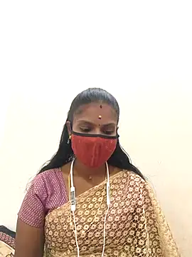 Snapshot of Tamil_Yalini12 chatting on 02-21-26, 04:14 Tamil Yalini12 online show from 02-21-26, 04:14