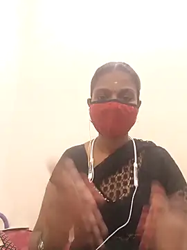 Snapshot of Tamil_Yalini12 chatting on 02-20-26, 05:48 Tamil Yalini12 online show from 02-20-26, 05:48