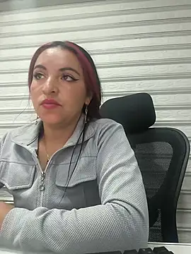 Alisson Stonee online show from 05-16-26, 10:09