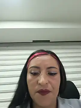 Snapshot of Alisson_Stonee chatting on 07-26-26, 06:42 Alisson Stonee online show from 07-26-26, 06:42