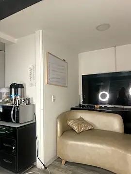 Alisson Stonee online show from 04-28-26, 08:02