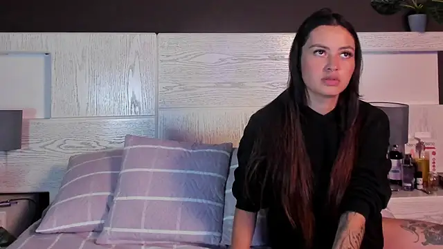 Camila Nyx online show from 11-18-25, 10:29