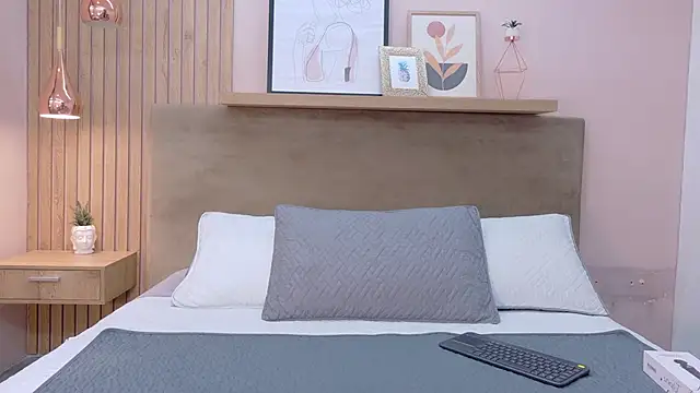 cielo rivera online show from 05-06-26, 04:00