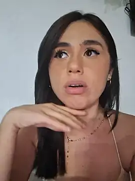 Akane24 online show from 12-19-25, 11:51