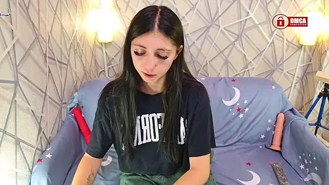 Charming LIA online show from 11-03-25, 06:33