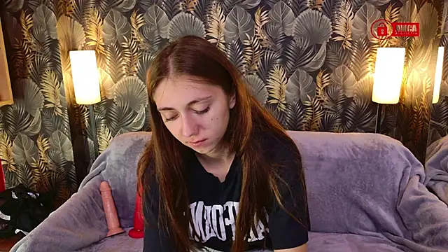 Charming LIA online show from 10-23-25, 11:09