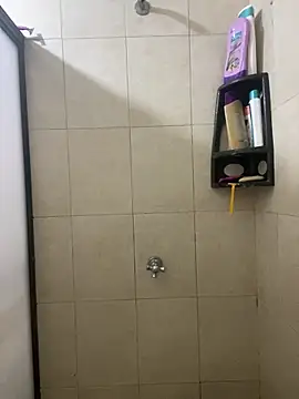 xoxo milk online show from 02-26-26, 09:37