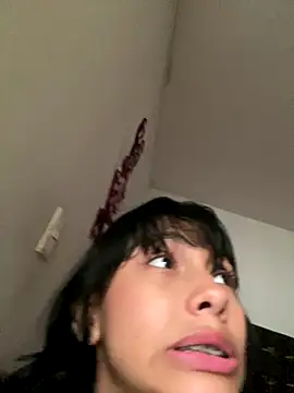 xoxo milk online show from 11-14-25, 07:28