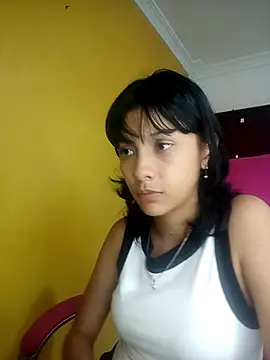 xoxo milk online show from 10-24-25, 08:08