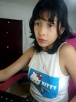 xoxo milk online show from 10-26-25, 03:56