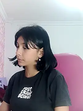 xoxo milk online show from 02-20-26, 06:32