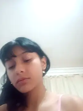 xoxo milk online show from 10-19-25, 04:32