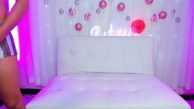 Pink1  online show from 01-08-26, 06:03