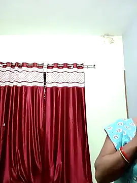 Snapshot of School_medam chatting on 10-13-25, 11:38 School medam online show from 10-13-25, 11:38