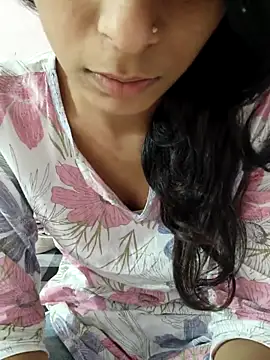 anayahotty online show from 10-21-25, 04:17