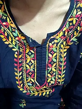 anayahotty online show from 10-07-25, 11:06